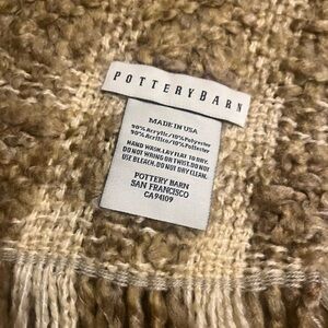 Pottery Barn basket weaveTextured Fringe Throw blanket in Tan and Cream home